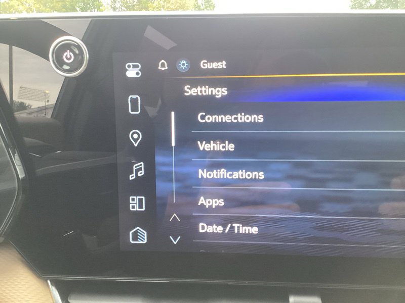 New 2027 Chevrolet Equinox ACTIV w/ Safety and Technology Package AWD/4WD image 39