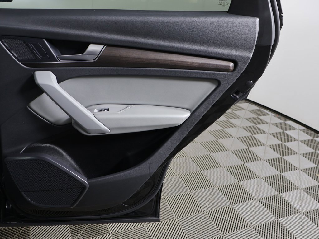 Used 2022 Audi Q5 2.0T Premium image 25