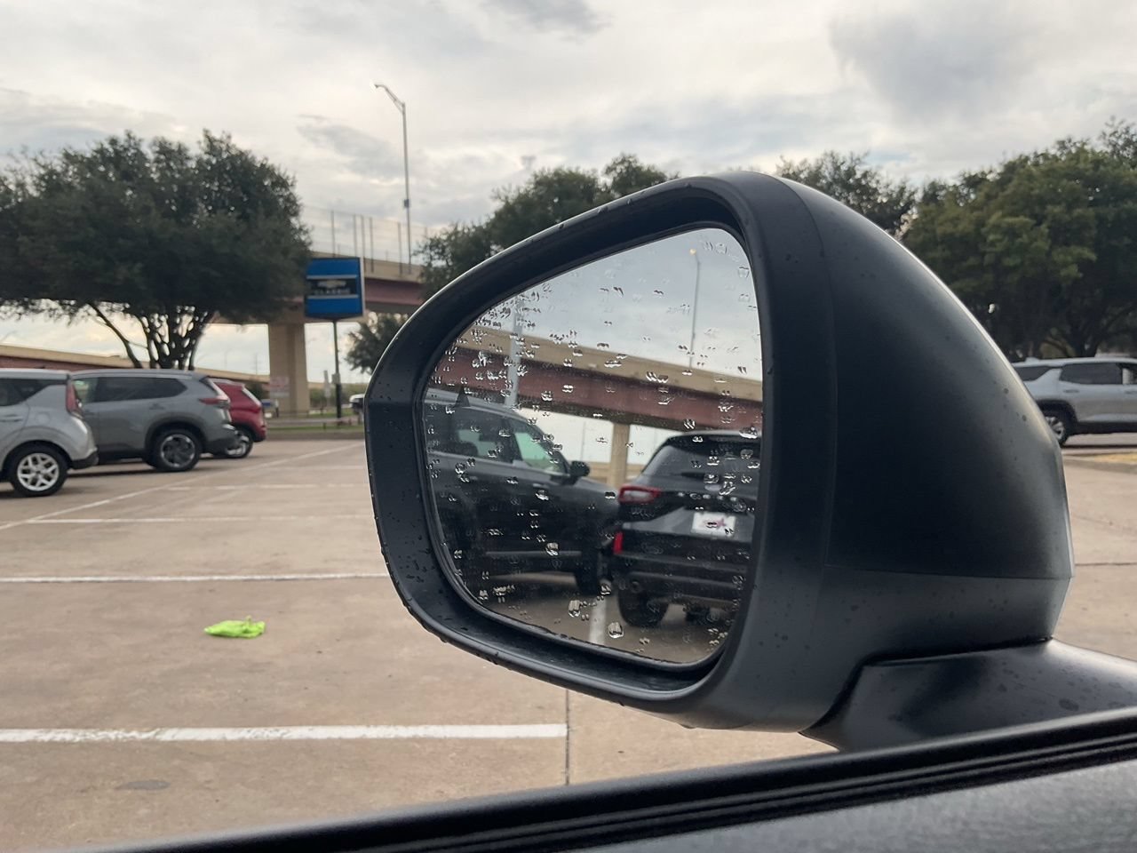 New 2027 Nissan Kicks S FWD image 16