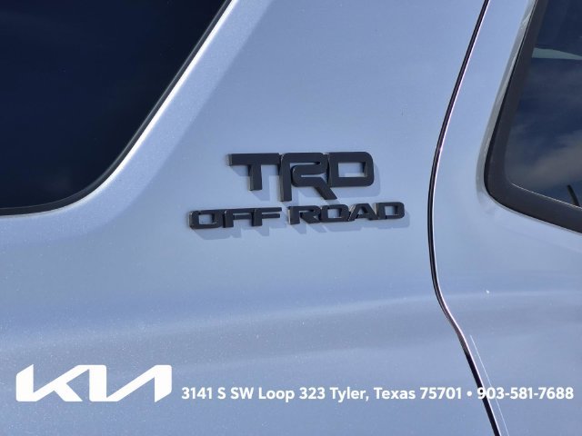 Used 2025 Toyota 4Runner TRD Off-Road Premium AWD/4WD image 8