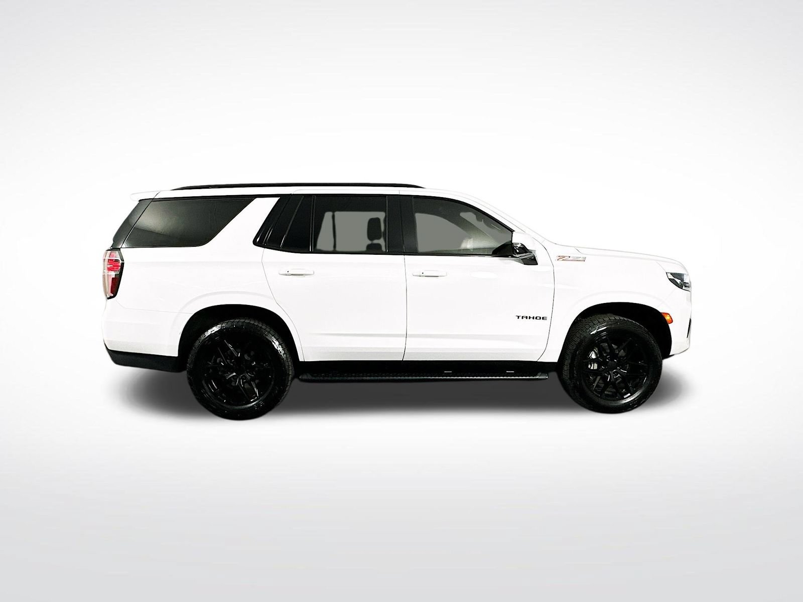 Used 2021 Chevrolet Tahoe Z71 w/ Z71 Off-Road Package AWD/4WD image 9