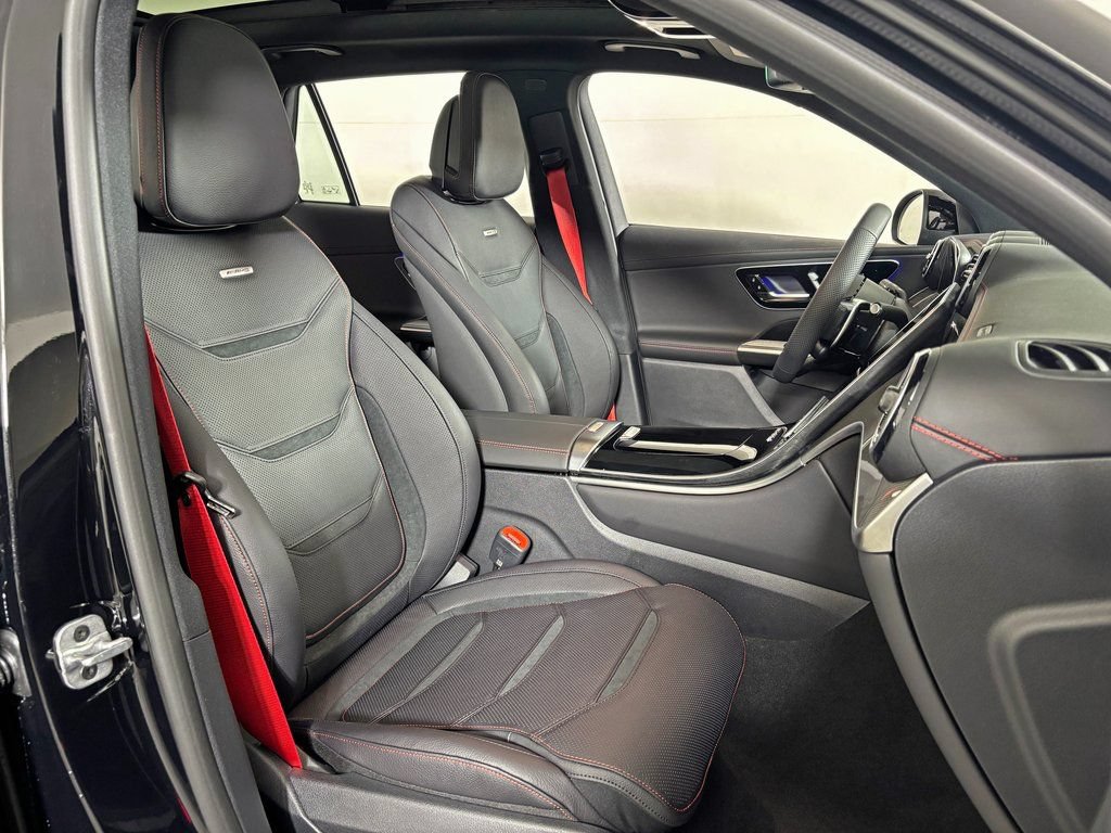 Certified 2026 Mercedes-Benz GLC 43 AMG 4MATIC image 31