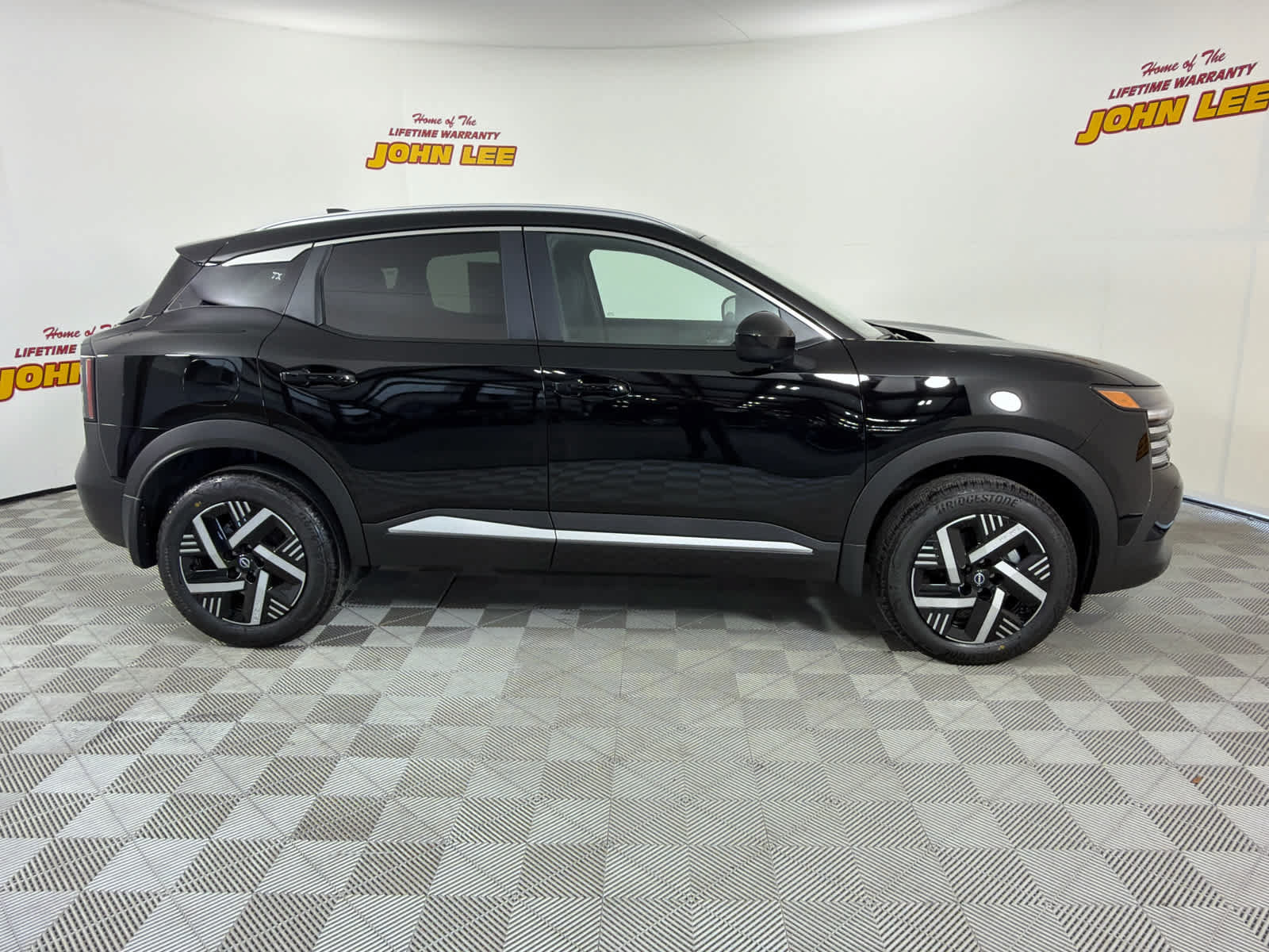 New 2026 Nissan Kicks SV FWD image 7