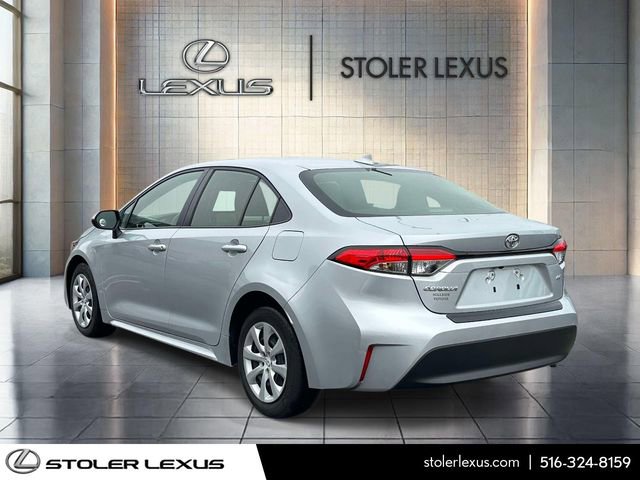 Used 2023 Toyota Corolla LE image 5