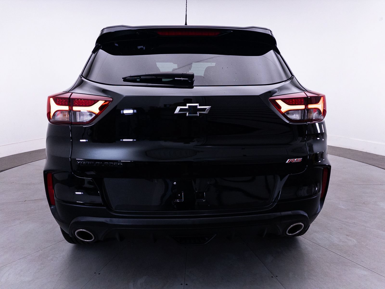 Used 2023 Chevrolet TrailBlazer RS FWD image 14