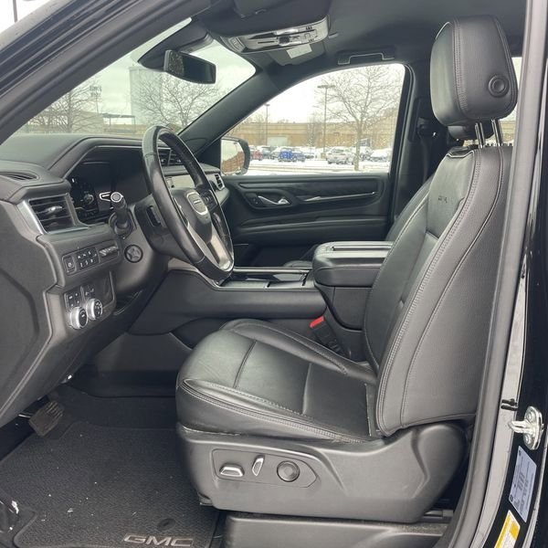 Used 2022 GMC Yukon Denali image 10