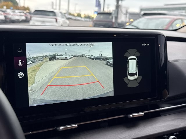 Used 2024 Kia Carnival EX FWD image 28