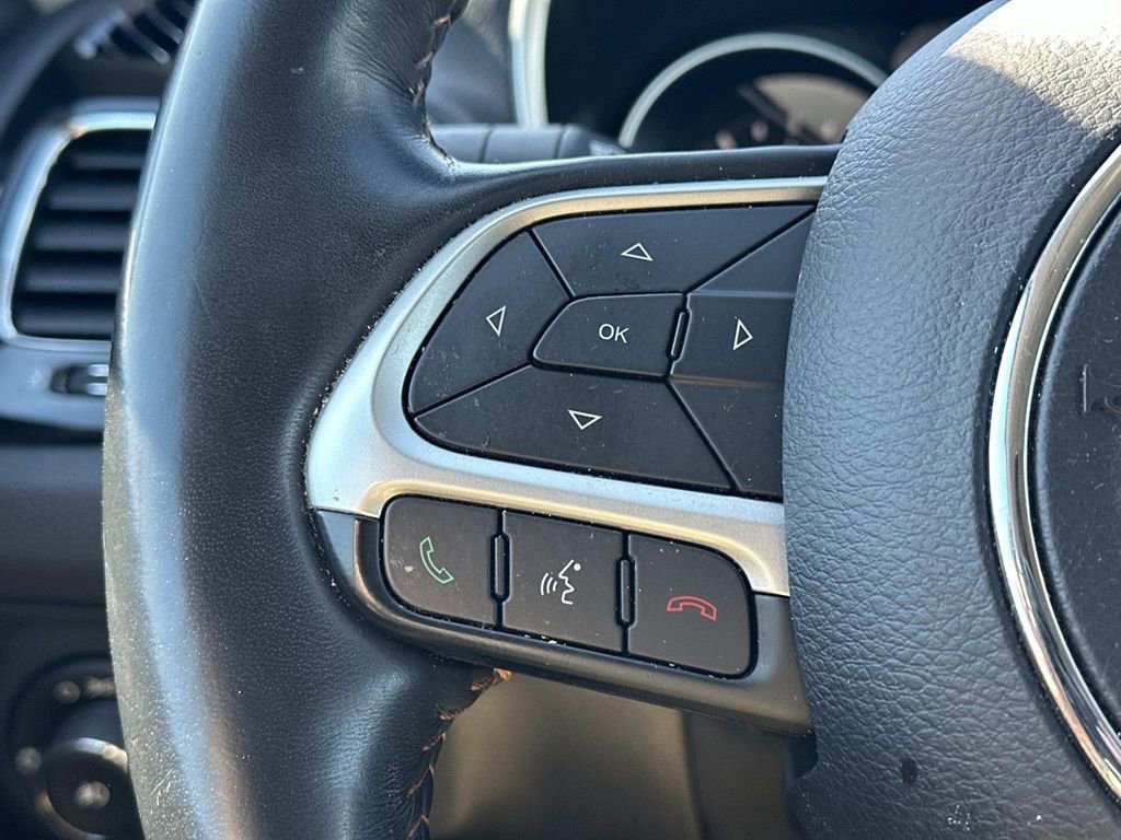 Used 2018 Jeep Compass Limited AWD/4WD image 22