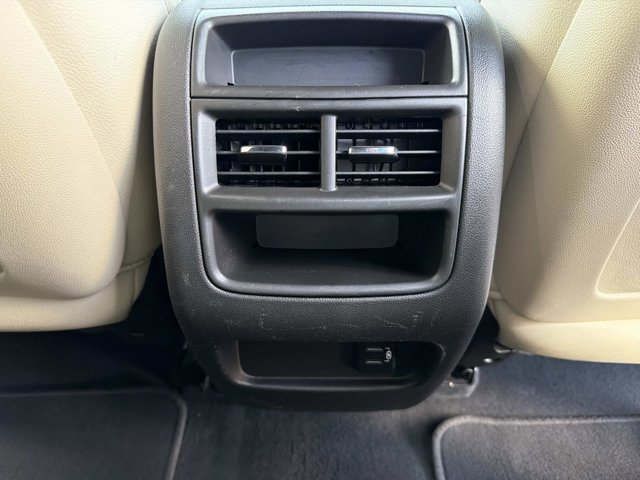 Used 2018 Cadillac XT5 FWD image 24