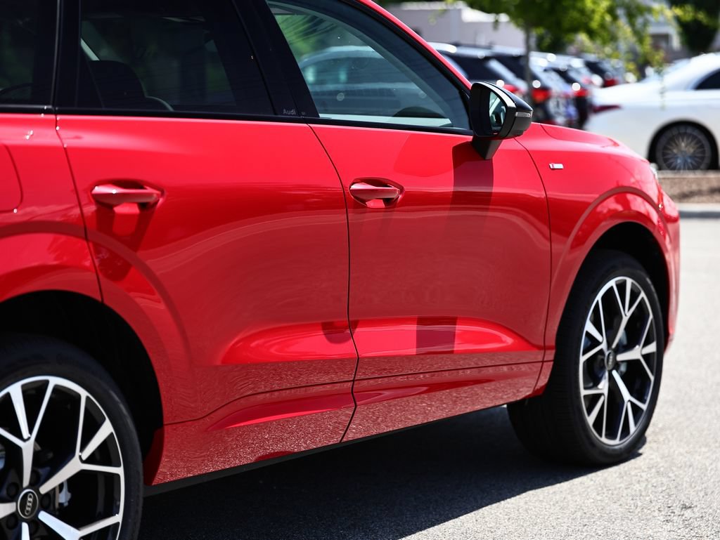 New 2026 Audi Q3 quattro 2.0T AWD/4WD image 8