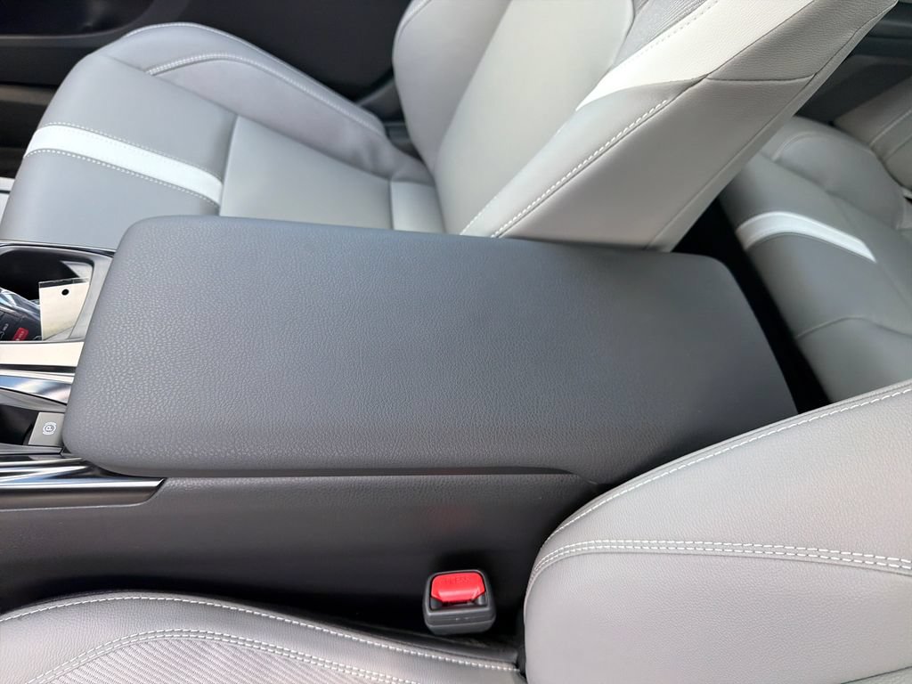 New 2026 Toyota Camry SE FWD image 25