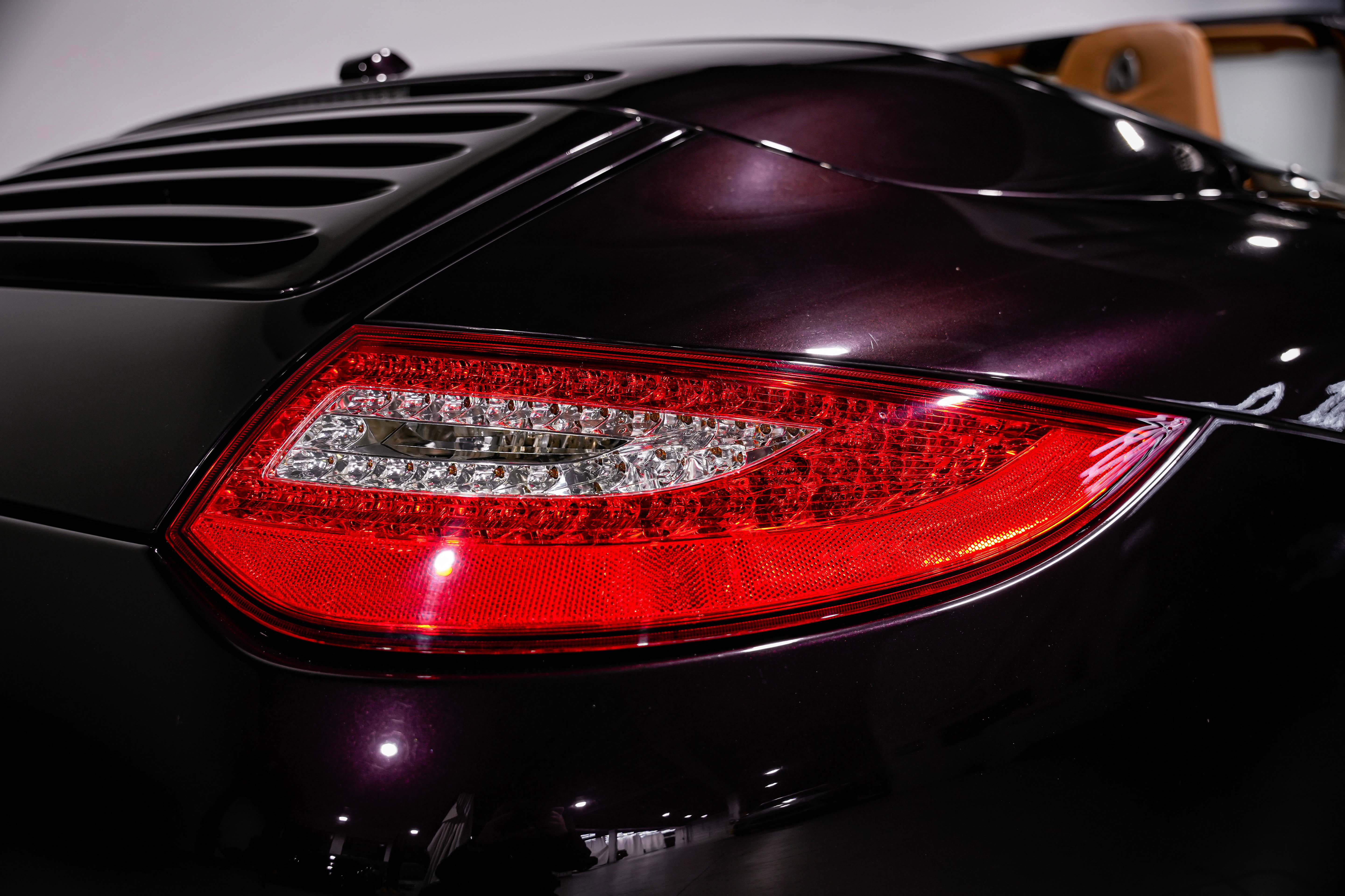 Used 2012 Porsche 911 Carrera S image 36