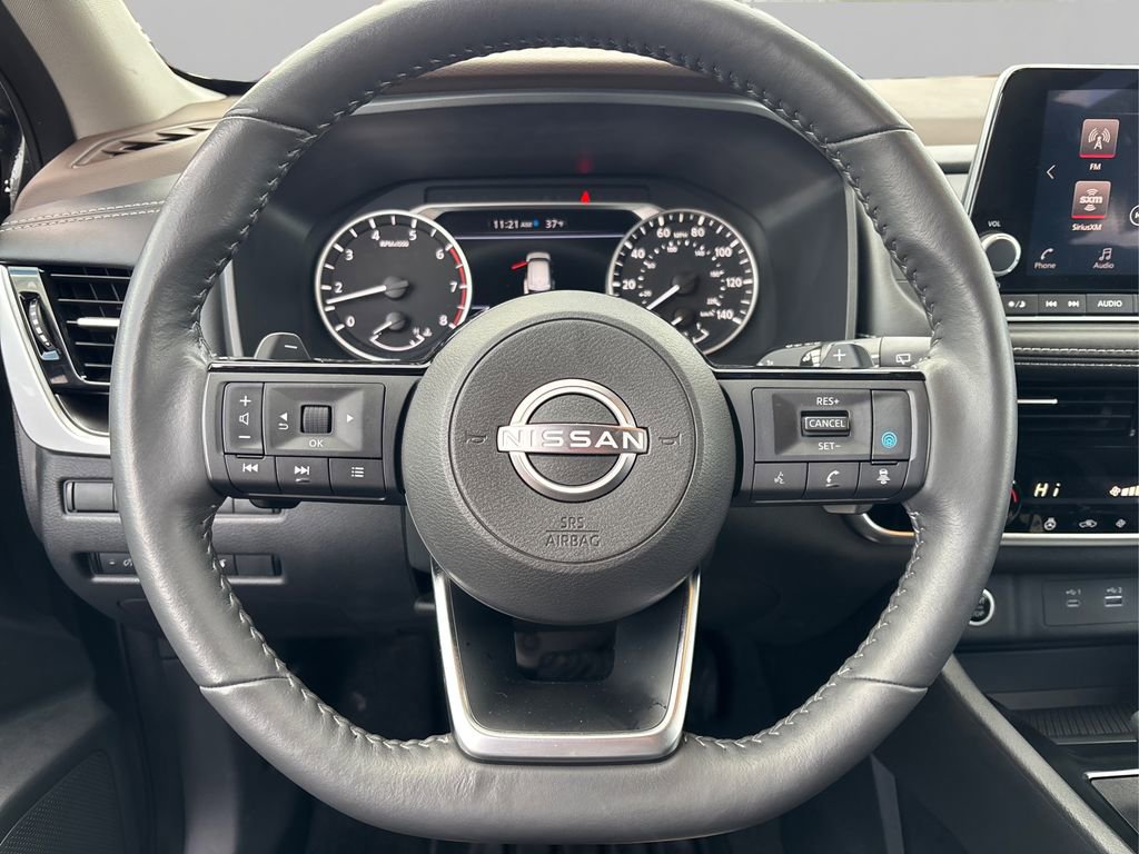 Used 2023 Nissan Rogue SV w/ SV Premium Package image 25