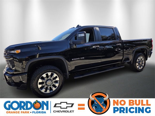 Used 2024 Chevrolet Silverado 2500 Custom w/ Custom Value Package image 1