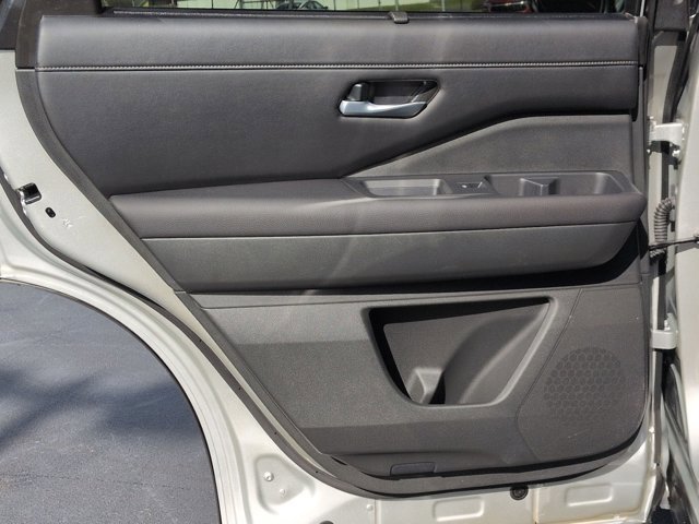 Certified 2025 Nissan Pathfinder SL image 29