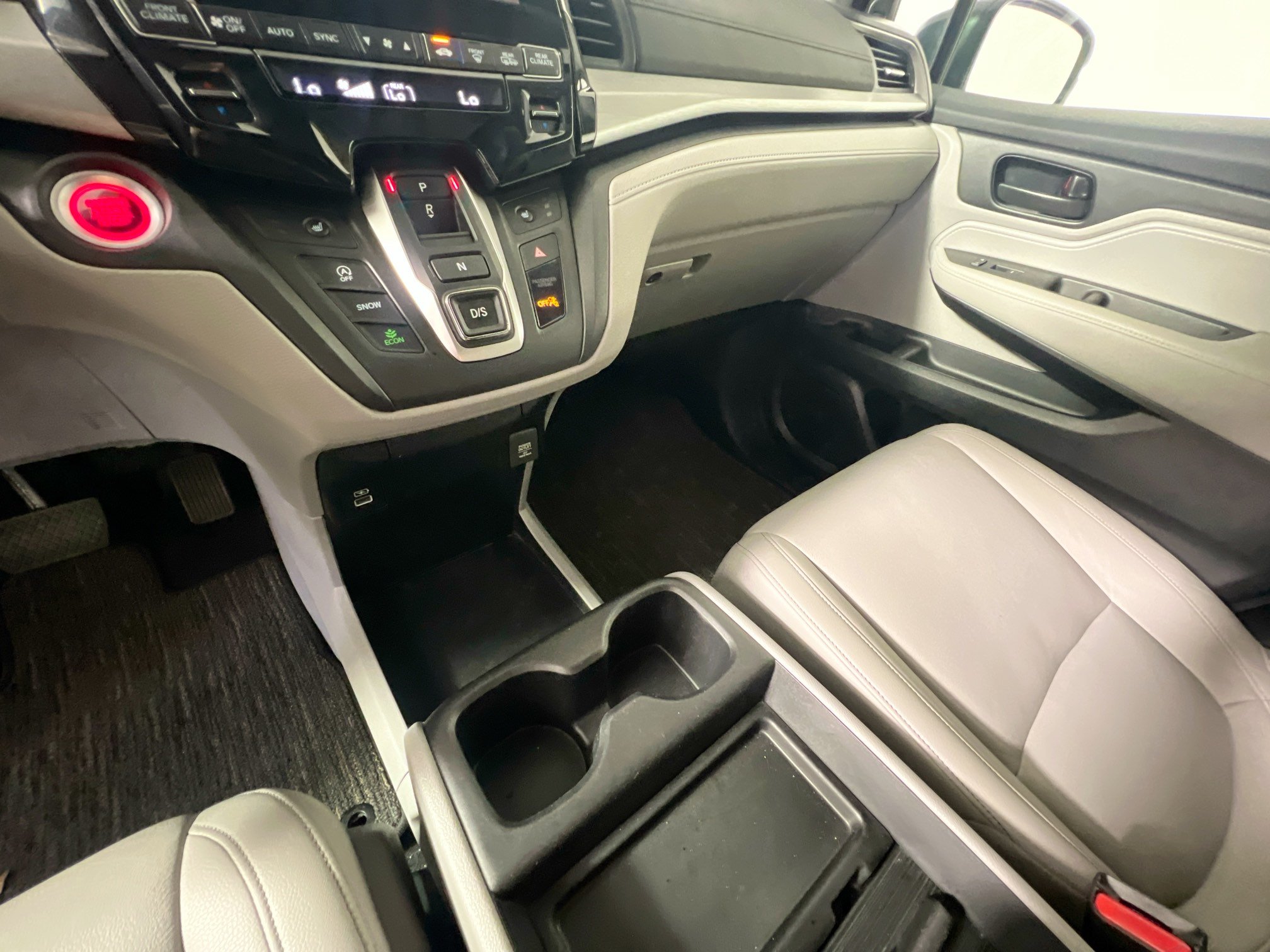 Used 2024 Honda Odyssey EX-L image 25