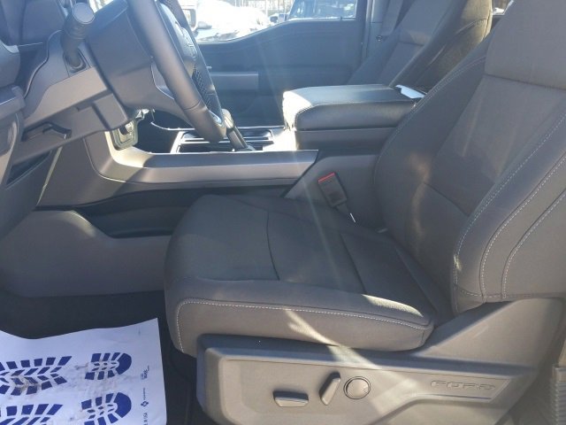 New 2025 Ford F150 XLT w/ Equipment Group 302A MID image 25