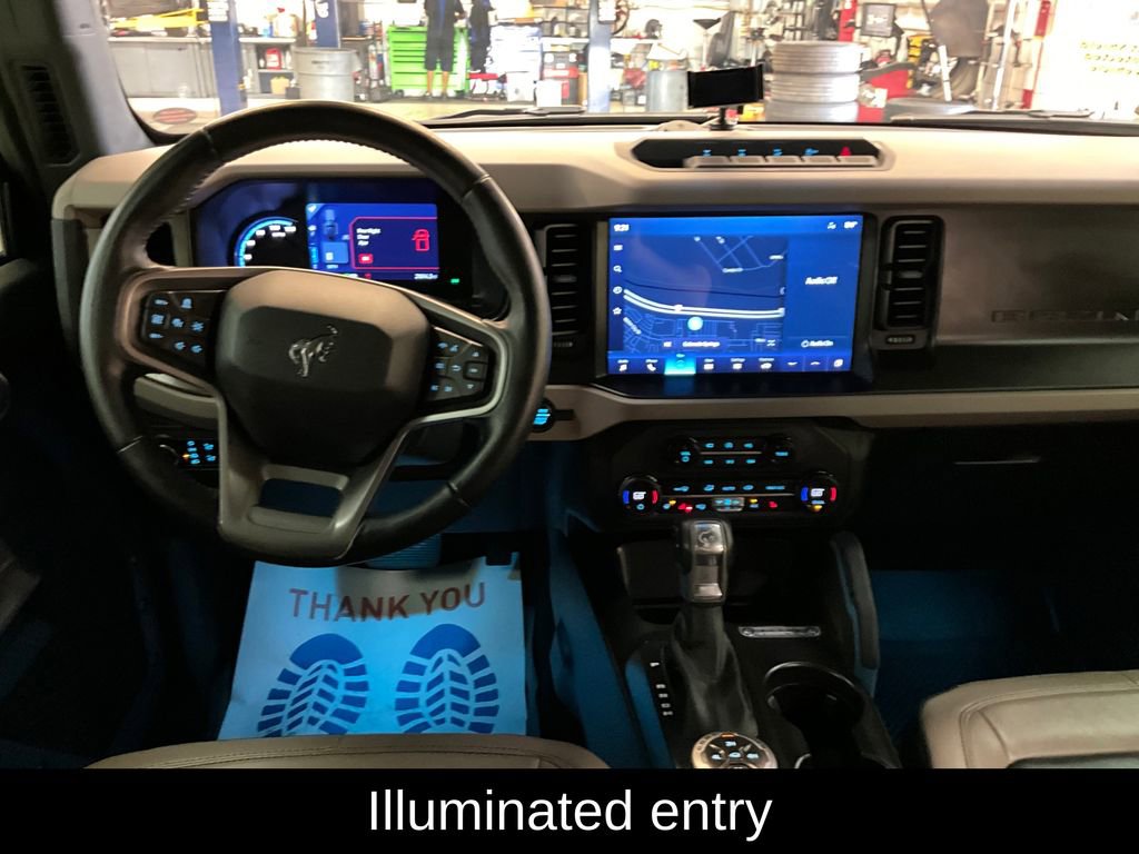 Used 2023 Ford Bronco Wildtrak image 8