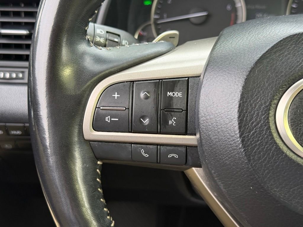 Certified 2022 Lexus RX 350L Luxury w/ Accessory Package (Z1) FWD image 30