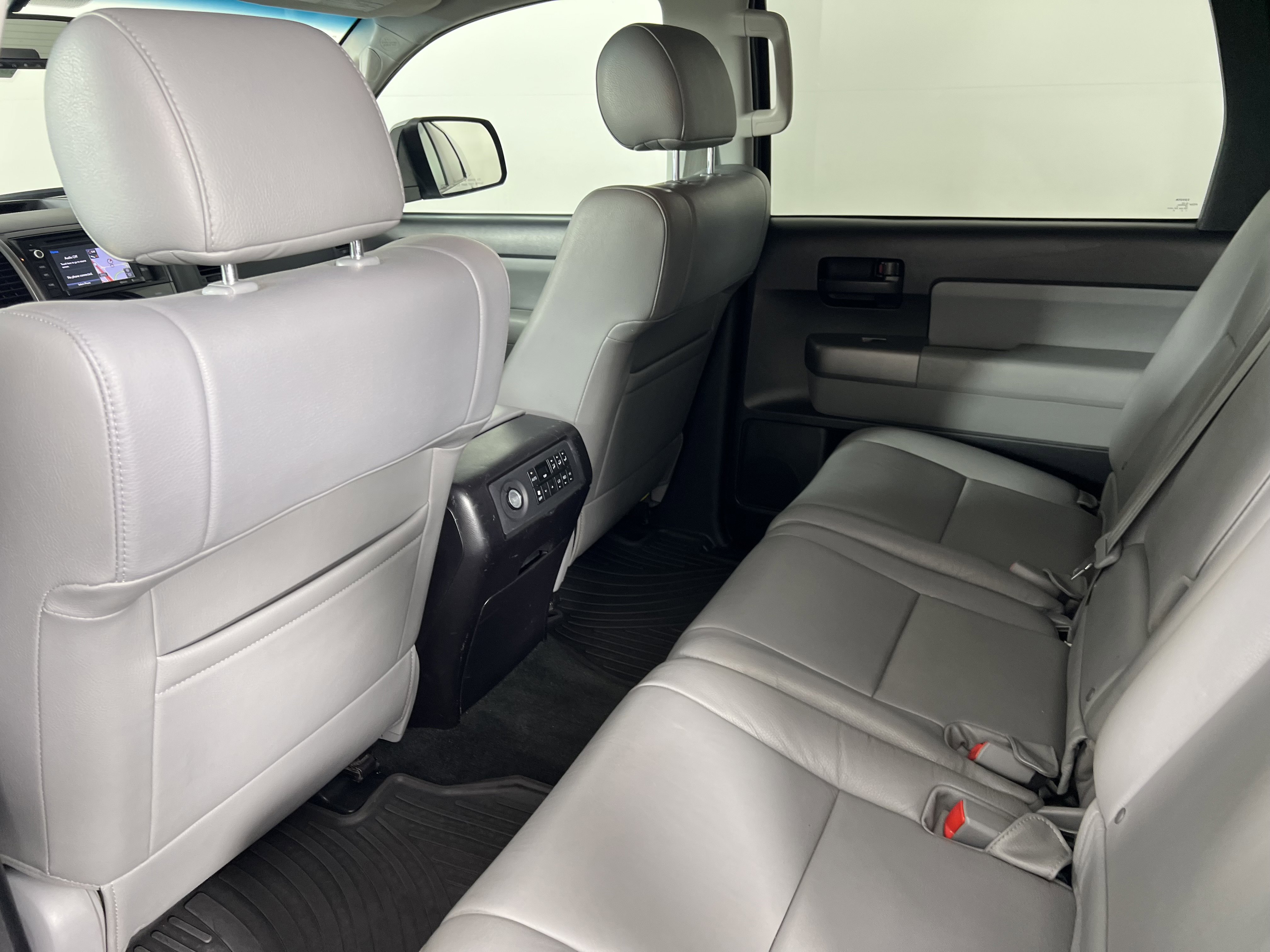 Used 2014 Toyota Sequoia SR5 w/ Premium Package AWD/4WD image 21