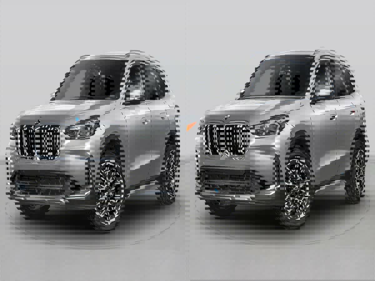 New 2025 BMW X1 xDrive28i w/ Premium Package