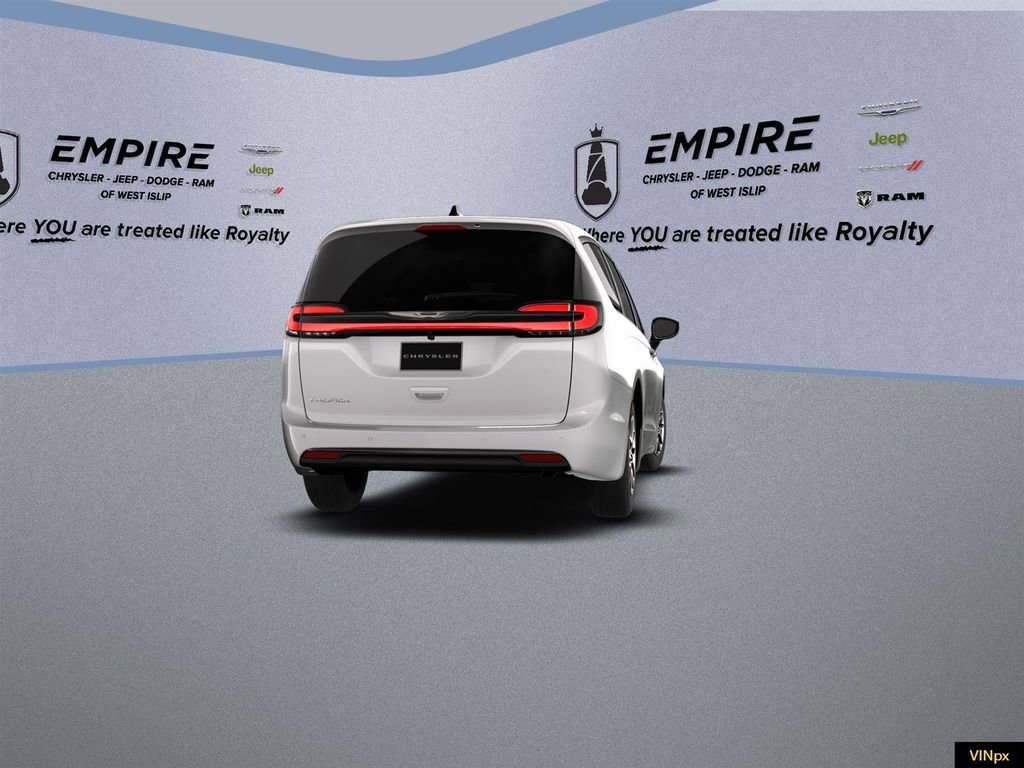 New 2026 Chrysler Pacifica Select image 17