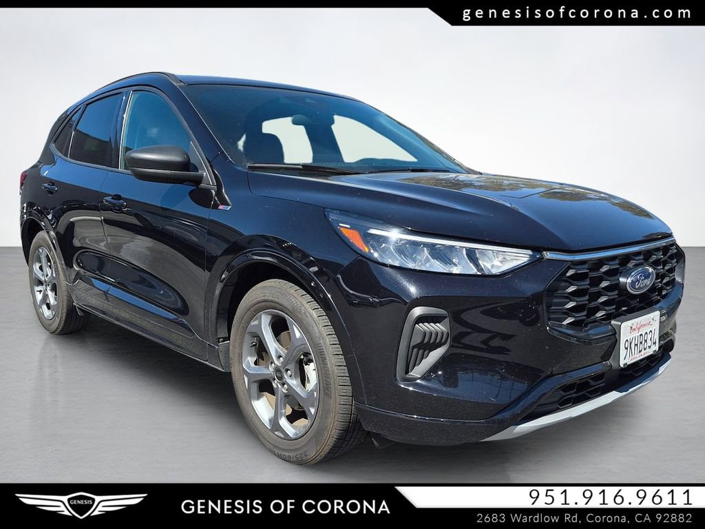 Used 2024 Ford Escape ST-Line image 1