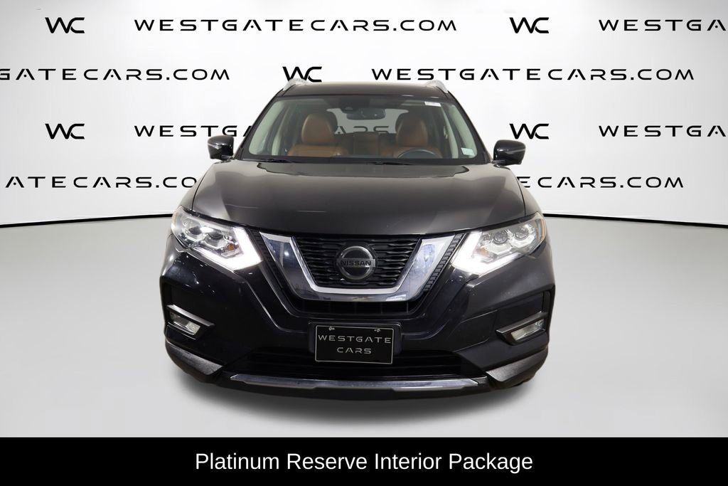 Used 2019 Nissan Rogue SL w/ Premium Package image 2