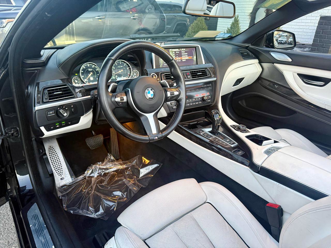 Used 2014 BMW 650i xDrive 650xi Convertible image 16
