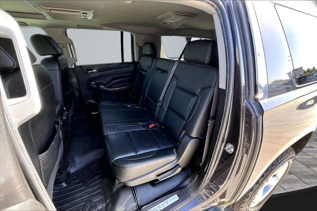 Used 2017 Chevrolet Suburban Premier AWD/4WD image 19