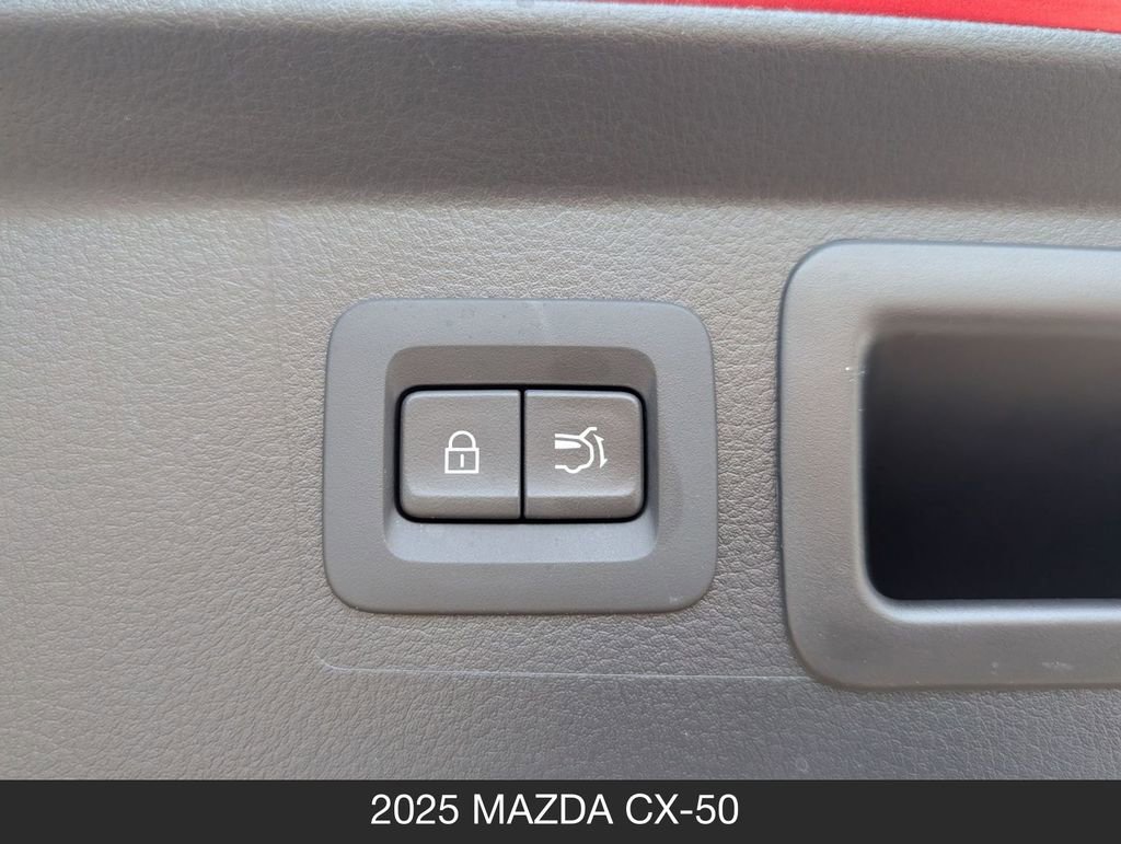 Certified 2025 MAZDA CX-50 AWD 2.5 S w/ Preferred Package image 30
