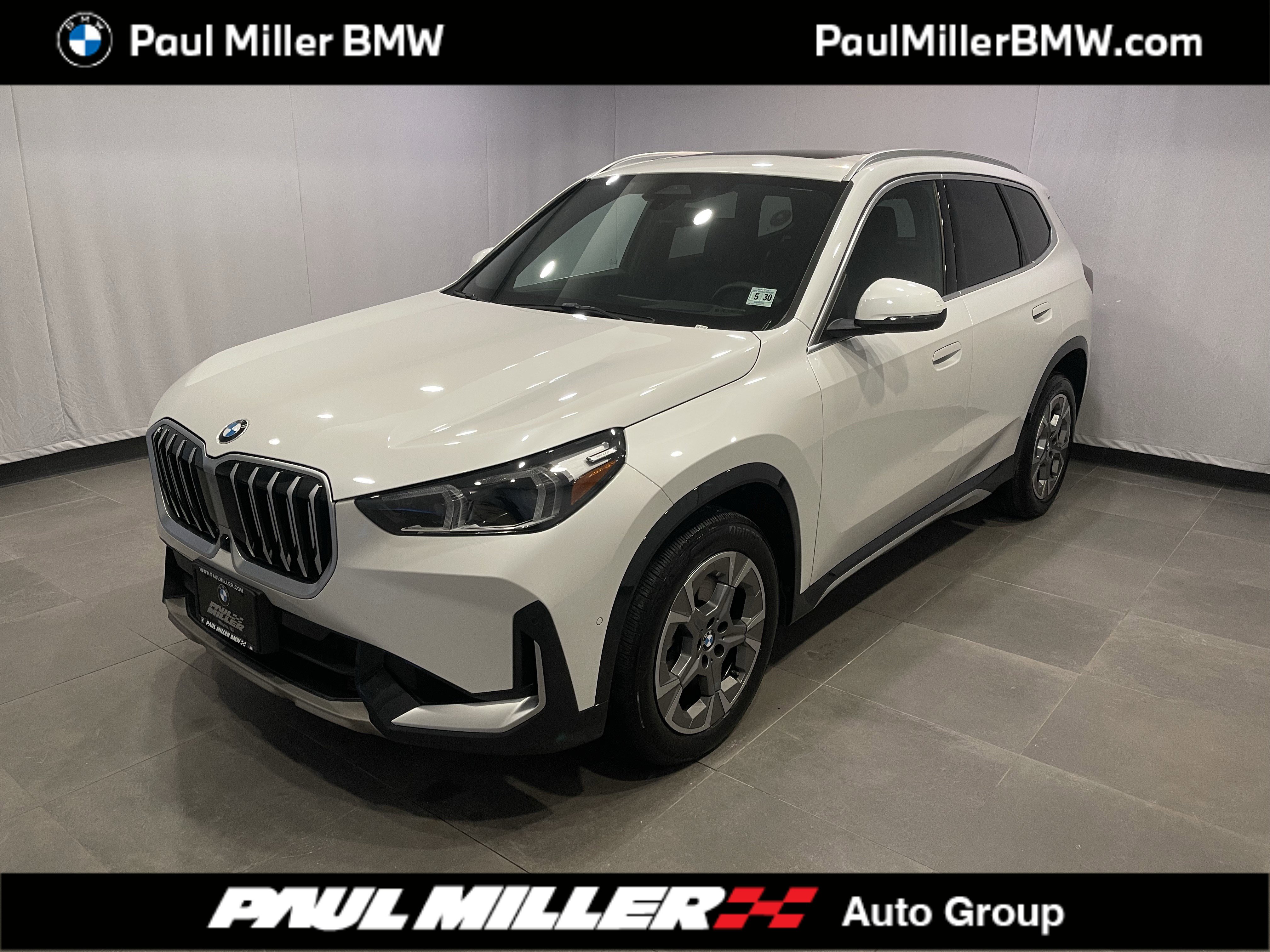 Used 2025 BMW X1 xDrive28i w/ Technology Package image 1