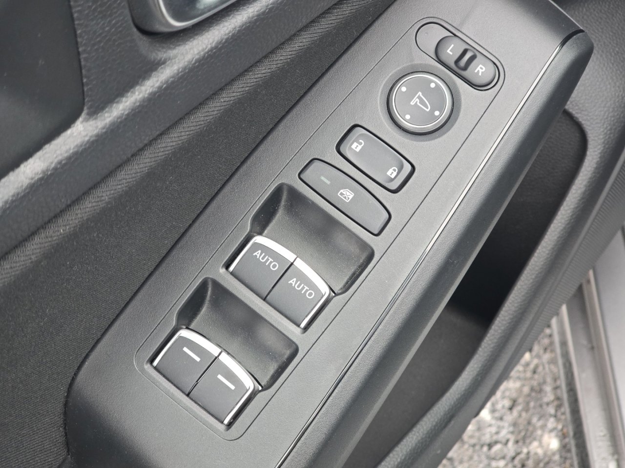 Used 2023 Honda Civic Sport image 25