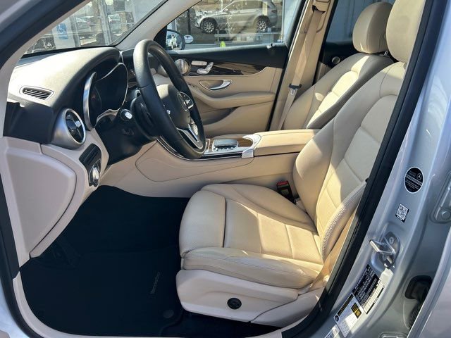 Used 2020 Mercedes-Benz GLC 300 image 14
