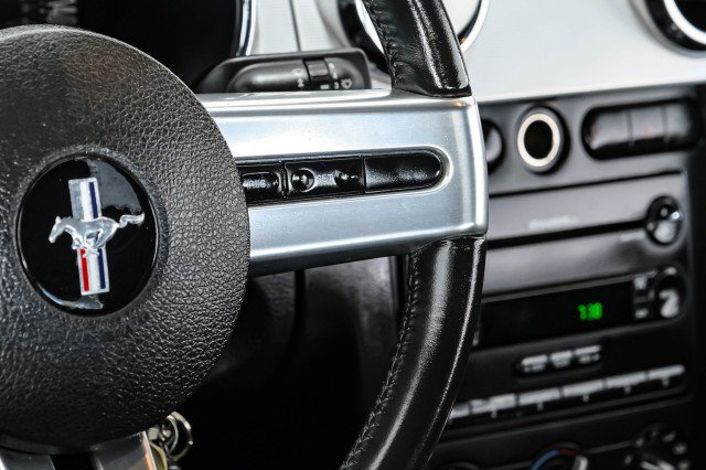 Used 2006 Ford Mustang GT RWD image 15