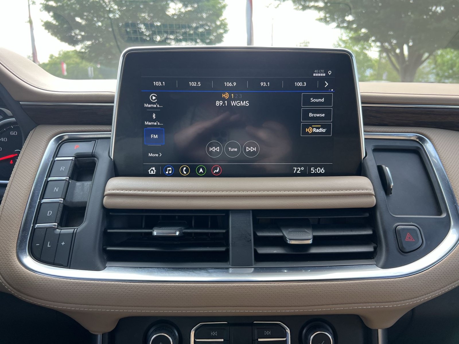 Used 2021 Chevrolet Tahoe Premier AWD/4WD image 18