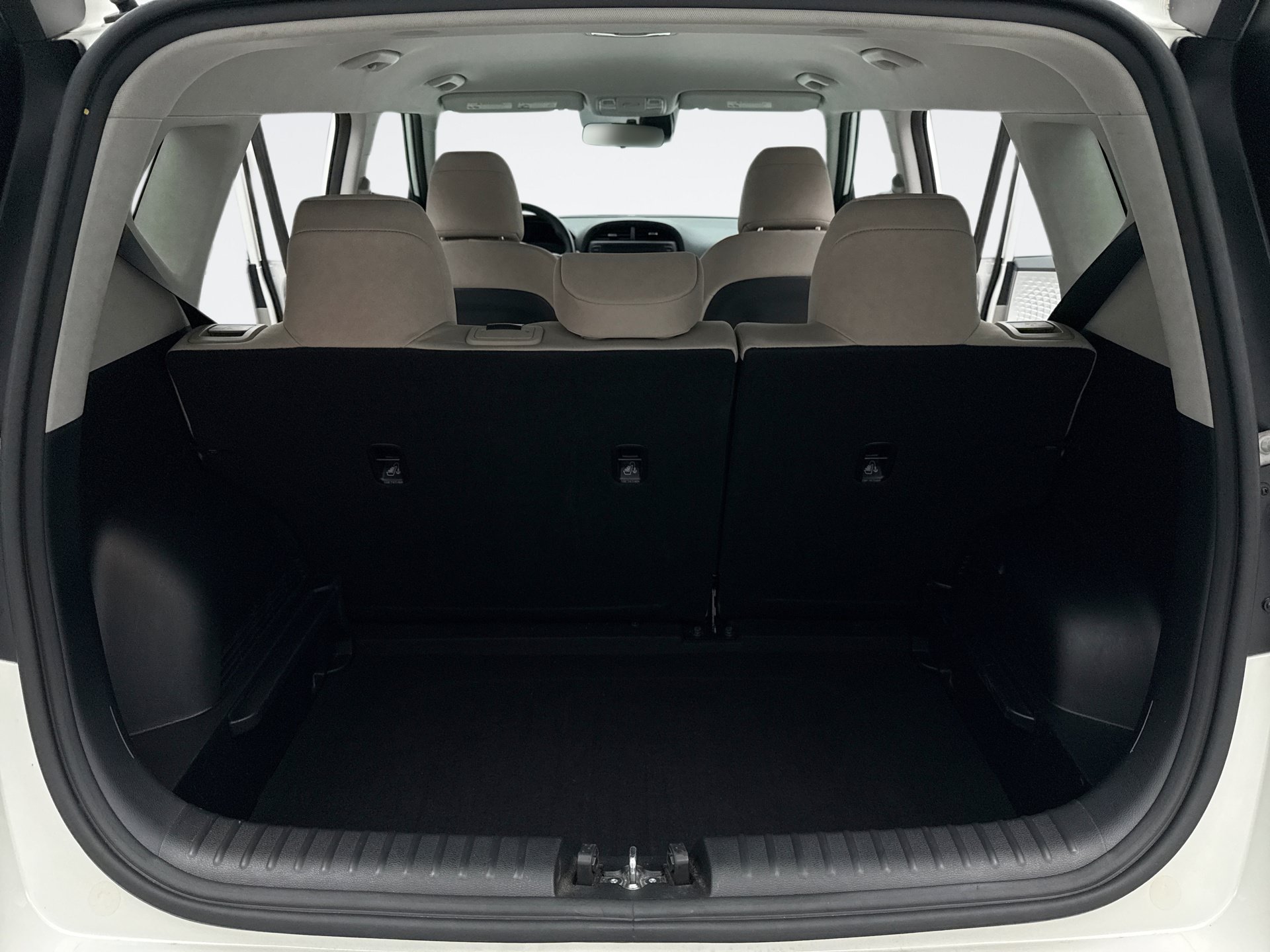 Used 2023 Kia Soul LX w/ LX Technology Package FWD image 18