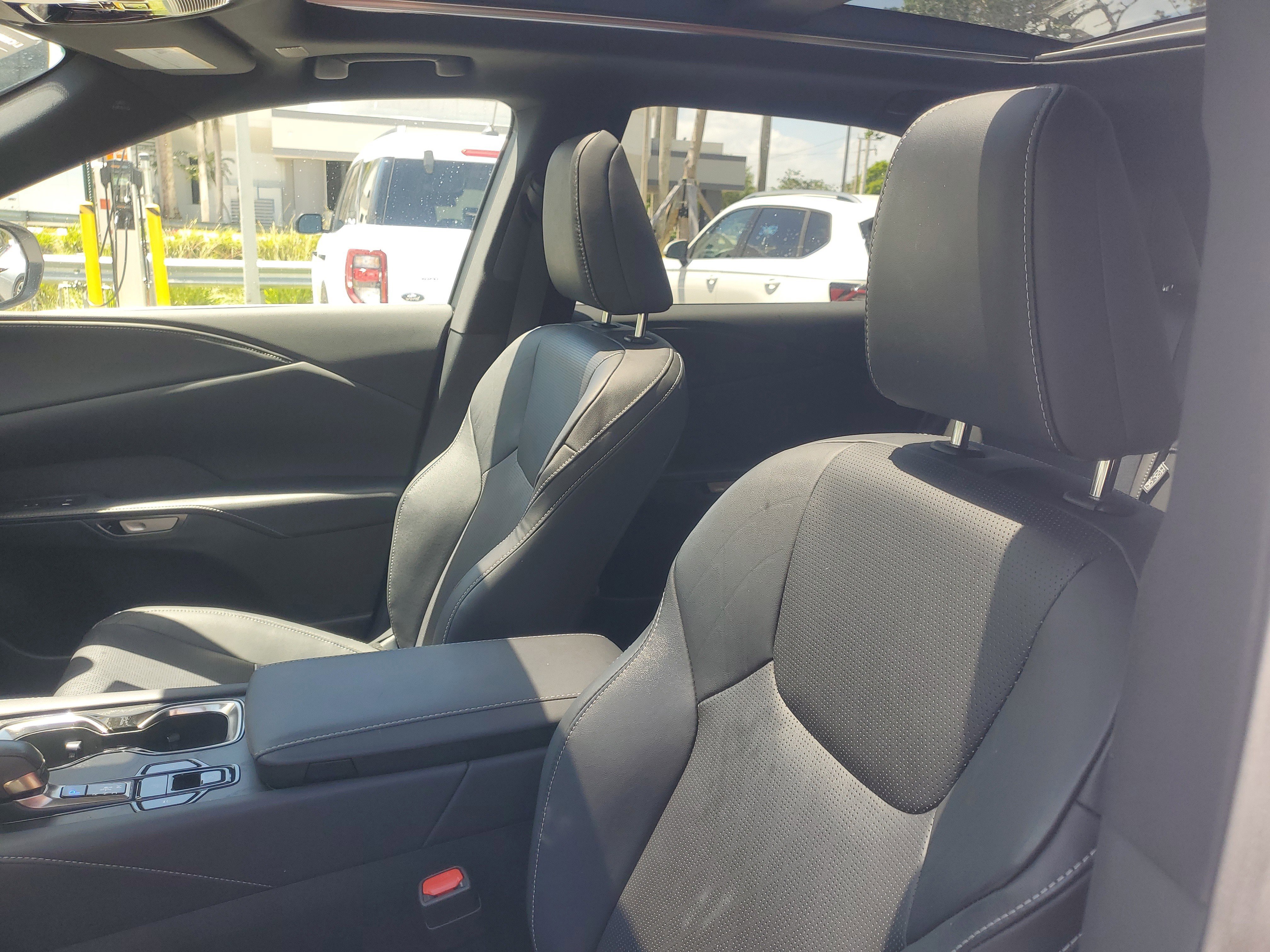 Used 2023 Lexus RX 350 Premium Plus w/ Cold Area Package image 17