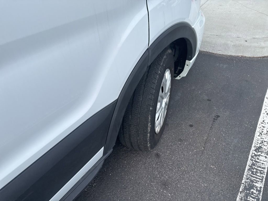 Used 2023 Ford Transit 350 XLT image 11