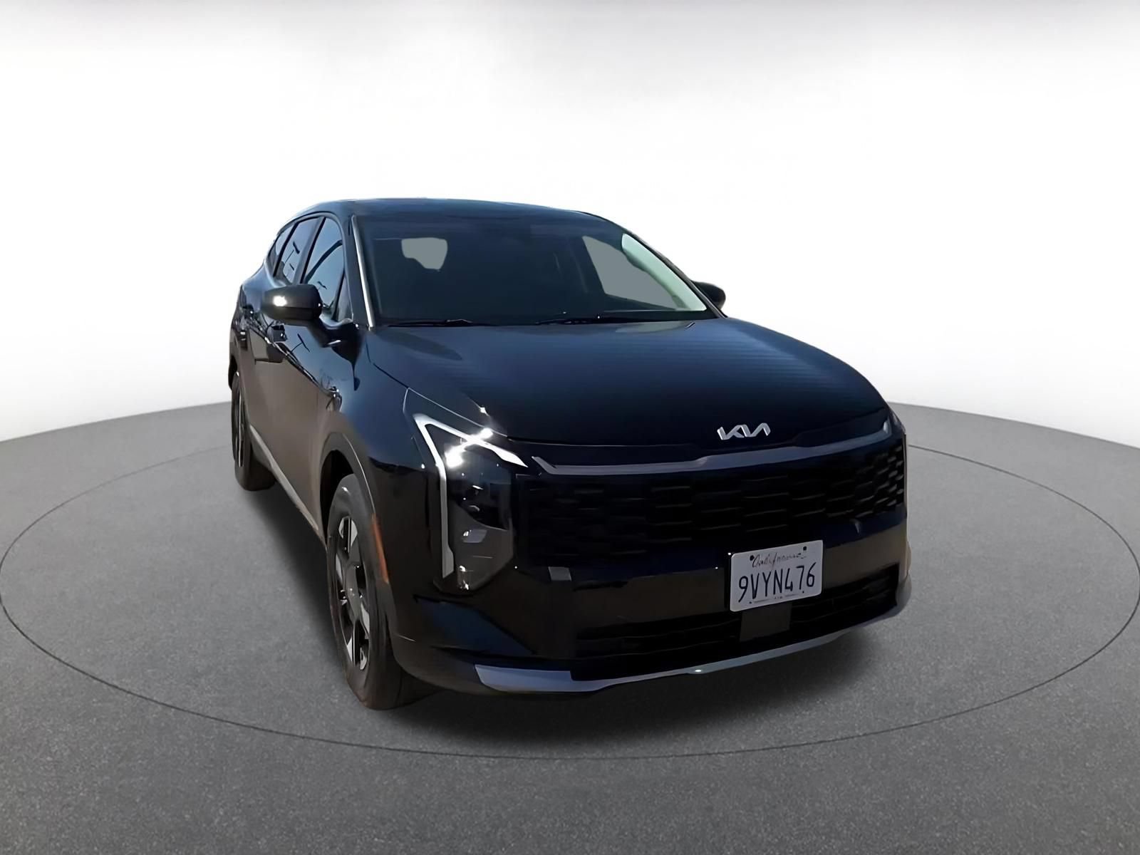 Used 2026 Kia Sportage LX FWD image 3