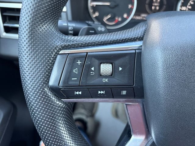 Used 2022 Mitsubishi Outlander ES image 23