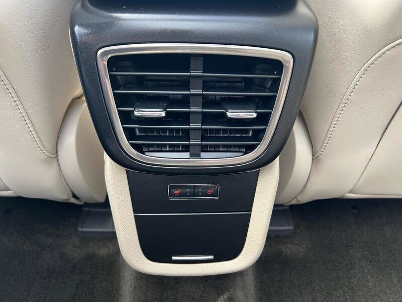 Used 2018 Lincoln MKX Reserve w/ Lincoln MKX Climate Package AWD/4WD image 10