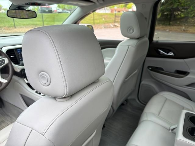 Used 2021 GMC Acadia SLT w/ Technology Package FWD image 25