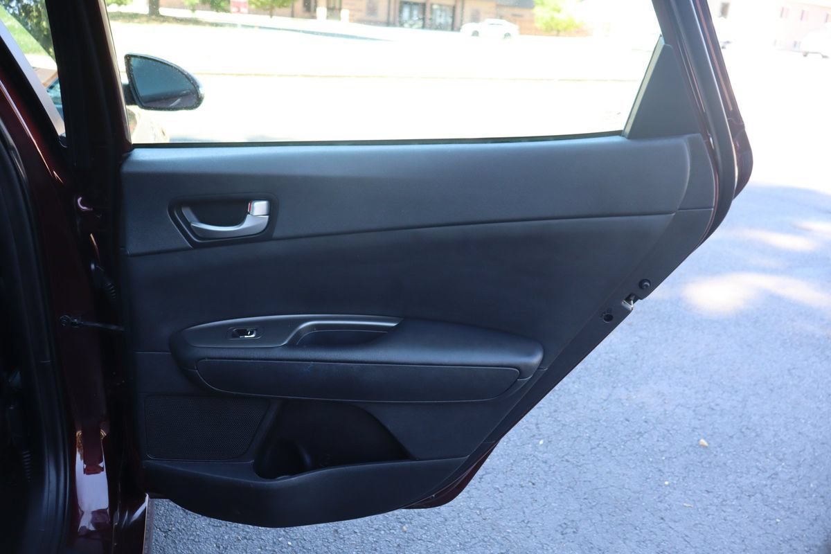 Used 2020 Kia Optima LX FWD image 23