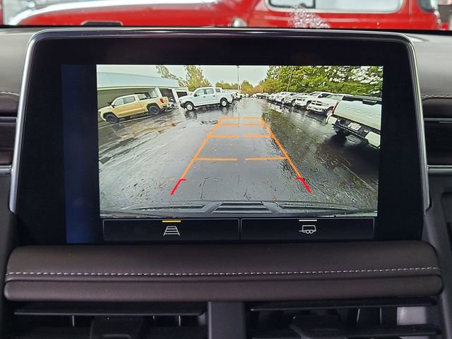 Used 2024 Chevrolet Suburban LT image 13