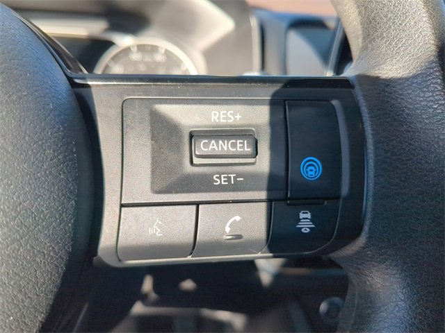 Used 2023 Nissan Rogue SV image 29