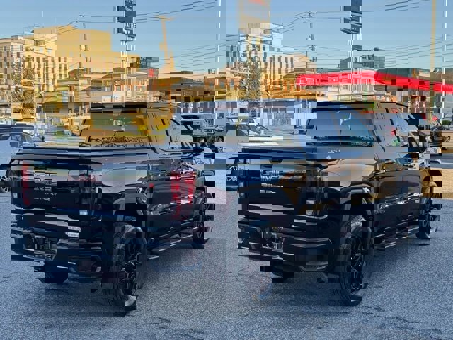 New 2026 GMC Sierra 1500 Elevation image 5