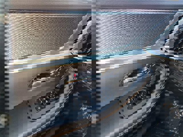New 2025 MAZDA CX-70 Plug-In Hybrid w/ Premium Plus image 22