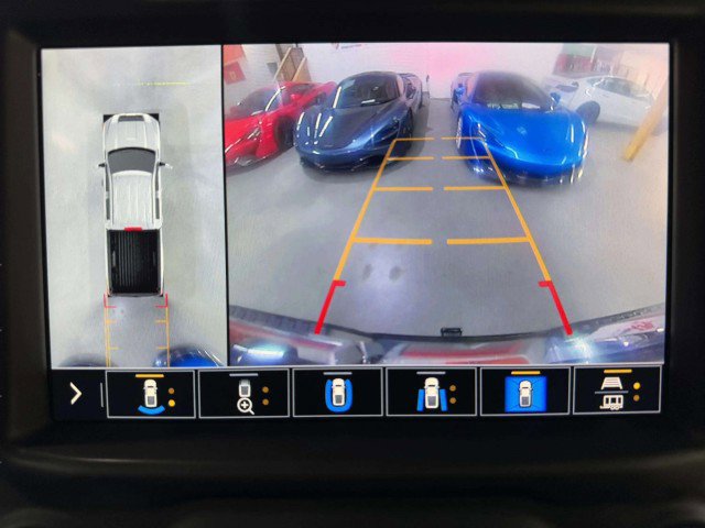 Used 2022 GMC Sierra 2500 Denali w/ Denali Black Diamond Edition image 45