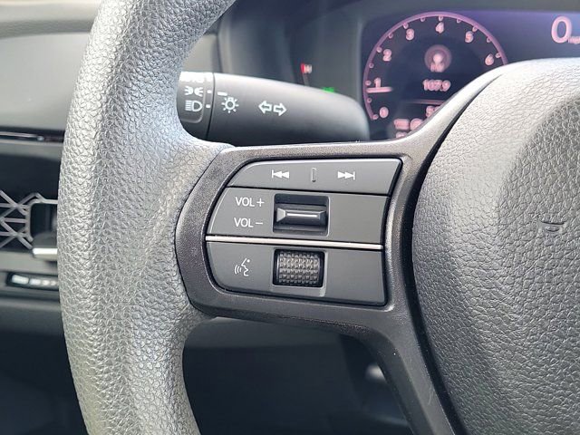 Certified 2023 Honda Accord EX image 18